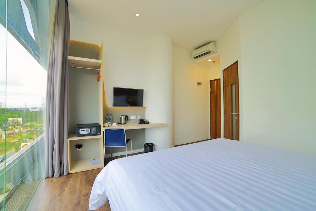 Ozone Hotel Pantai Indah Kapuk Jakarta Extérieur photo