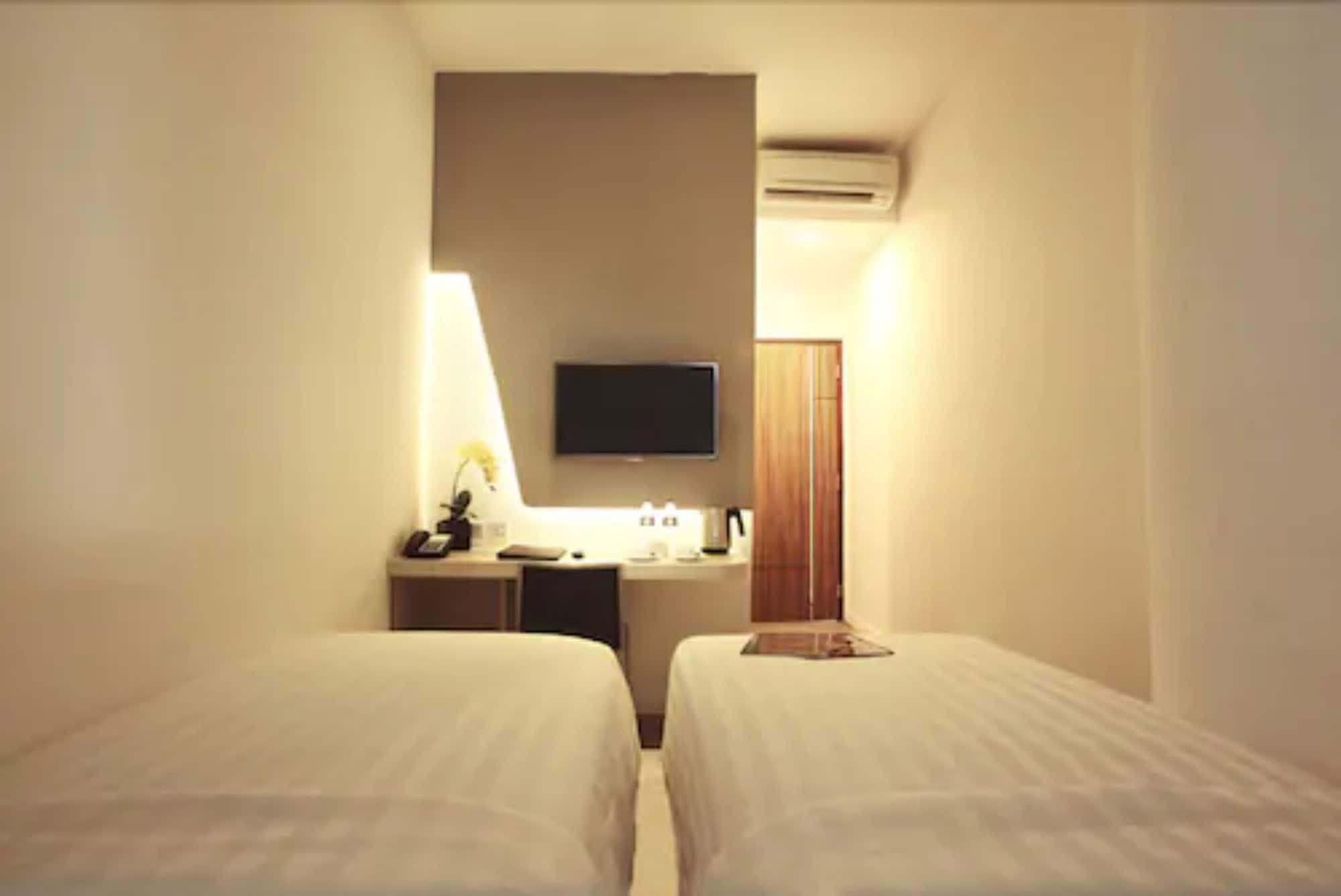 Ozone Hotel Pantai Indah Kapuk Jakarta Extérieur photo